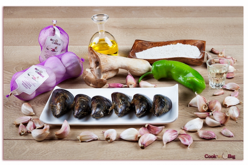 Mussels with Japanese Mushrooms and Morado Garlic.