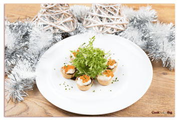 Tartaletas de Queso, Anchoas y Huevas con Ajo Spring Violeta